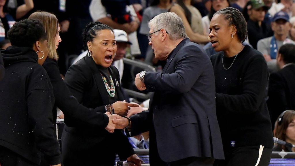 Dawn Staley vs Geno Auriemma Controversy